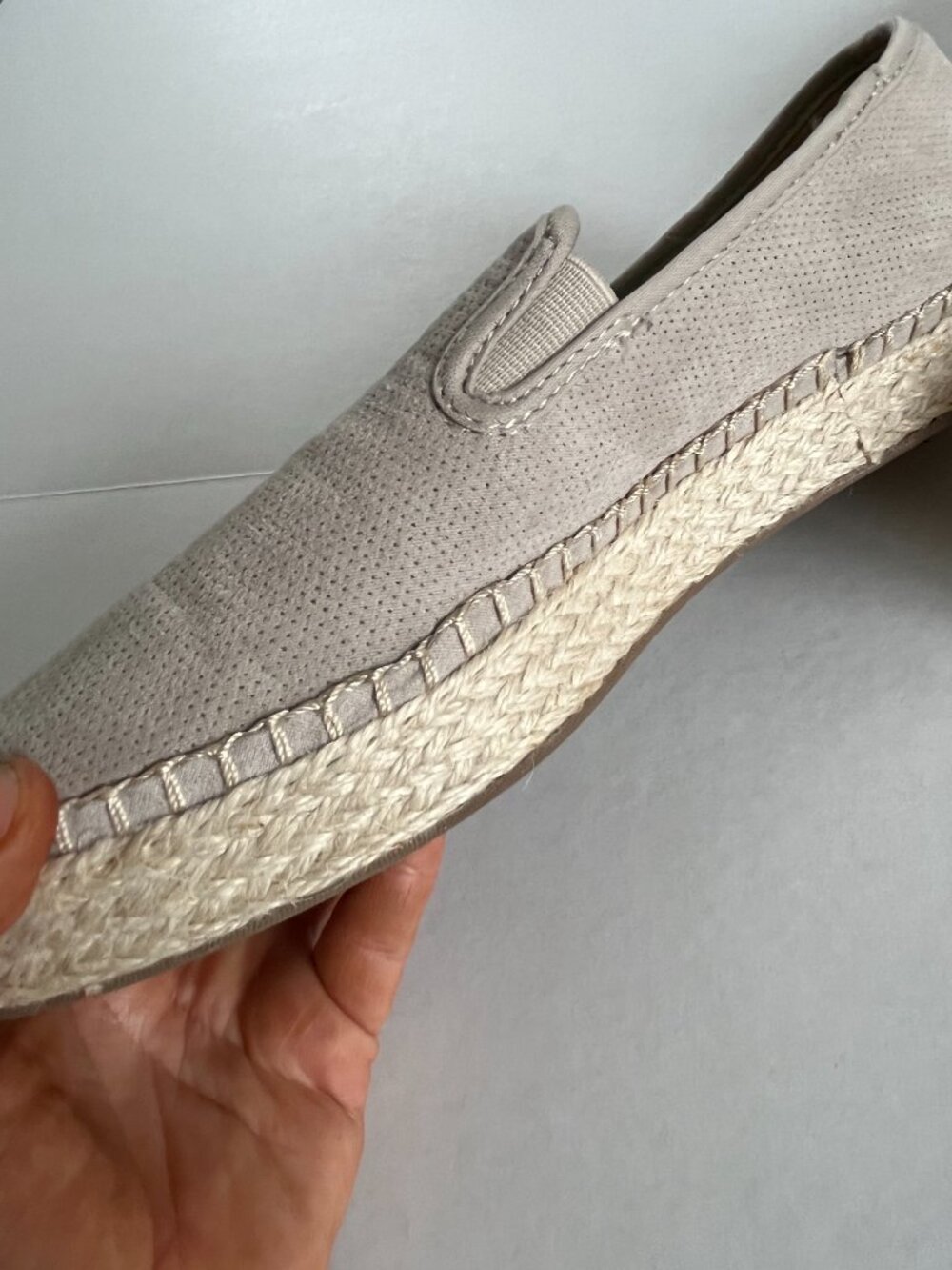 Dr. Scholl's Sz 8 Beige Slip On Far Out Oyster Espadrille Loafers Micro Suede Sh - Picture 3 of 8